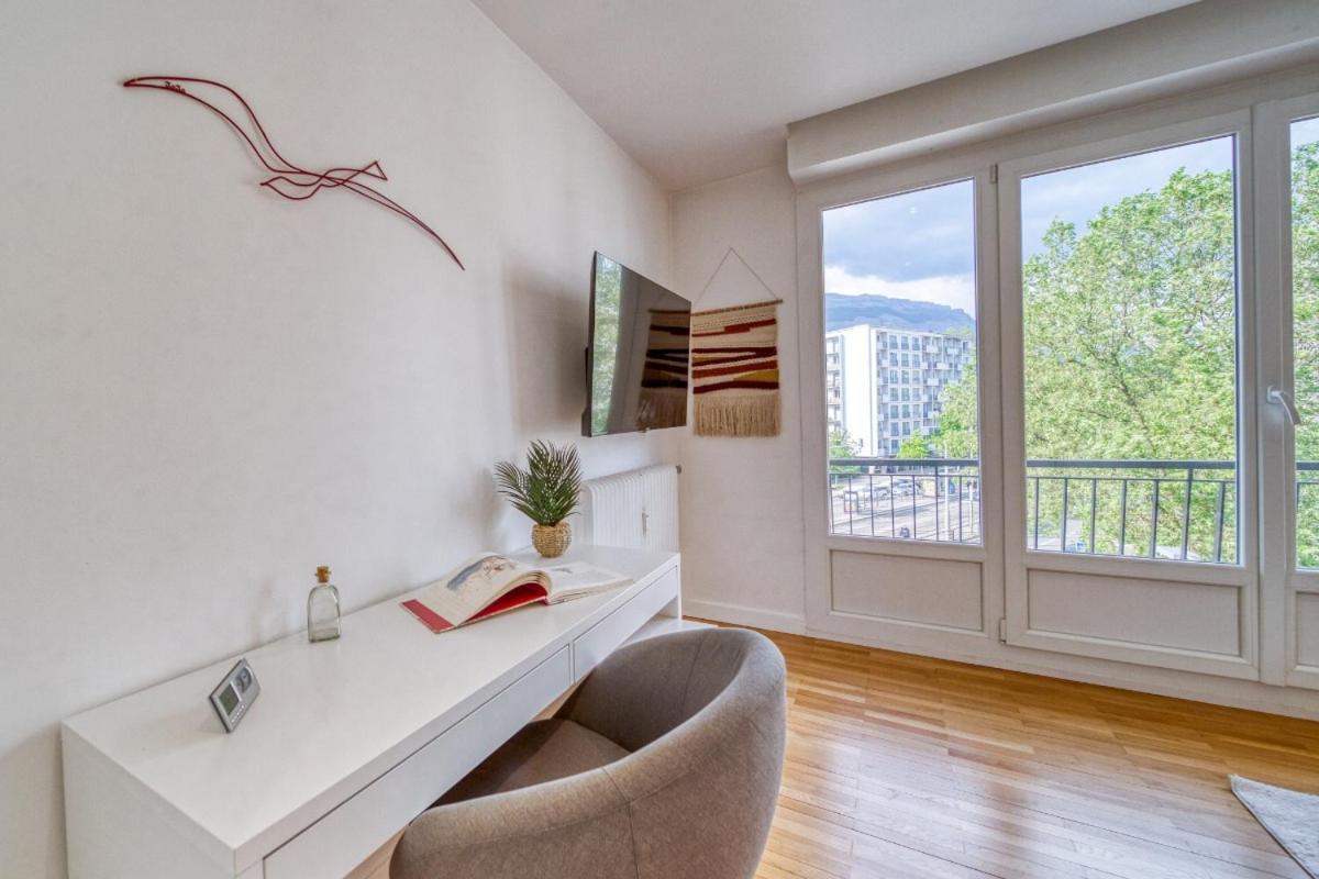 Le Joli Stade, Appartement Avec Magnifique Vue, Grenoble, Rhone Alpes Luaran gambar